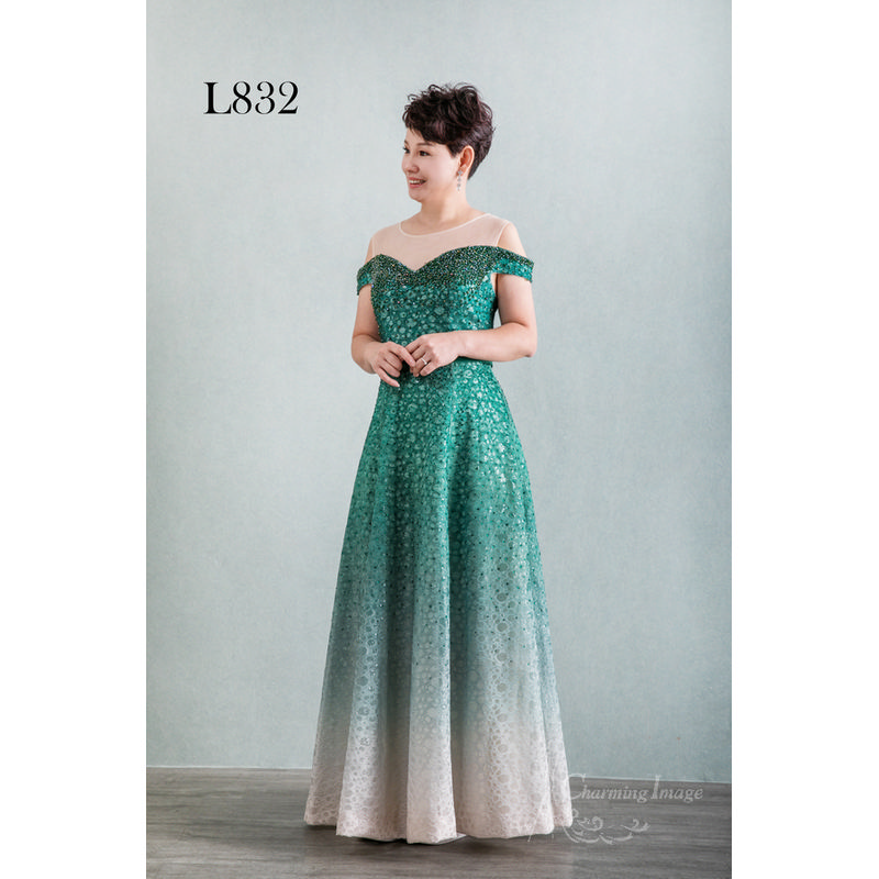 綠色圓領閃石漸變主婚人禮服L832 - 婚紗| 晚裝| 中式裙褂| 主婚人禮服 