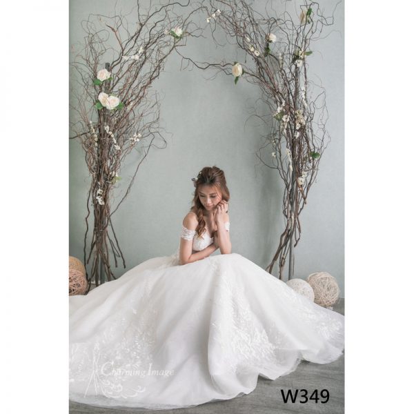 一字膊白色花朵婚紗 W349